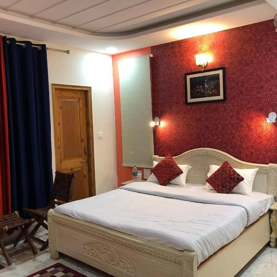 Ellays Dream Resort Kasauli Ngoại thất bức ảnh